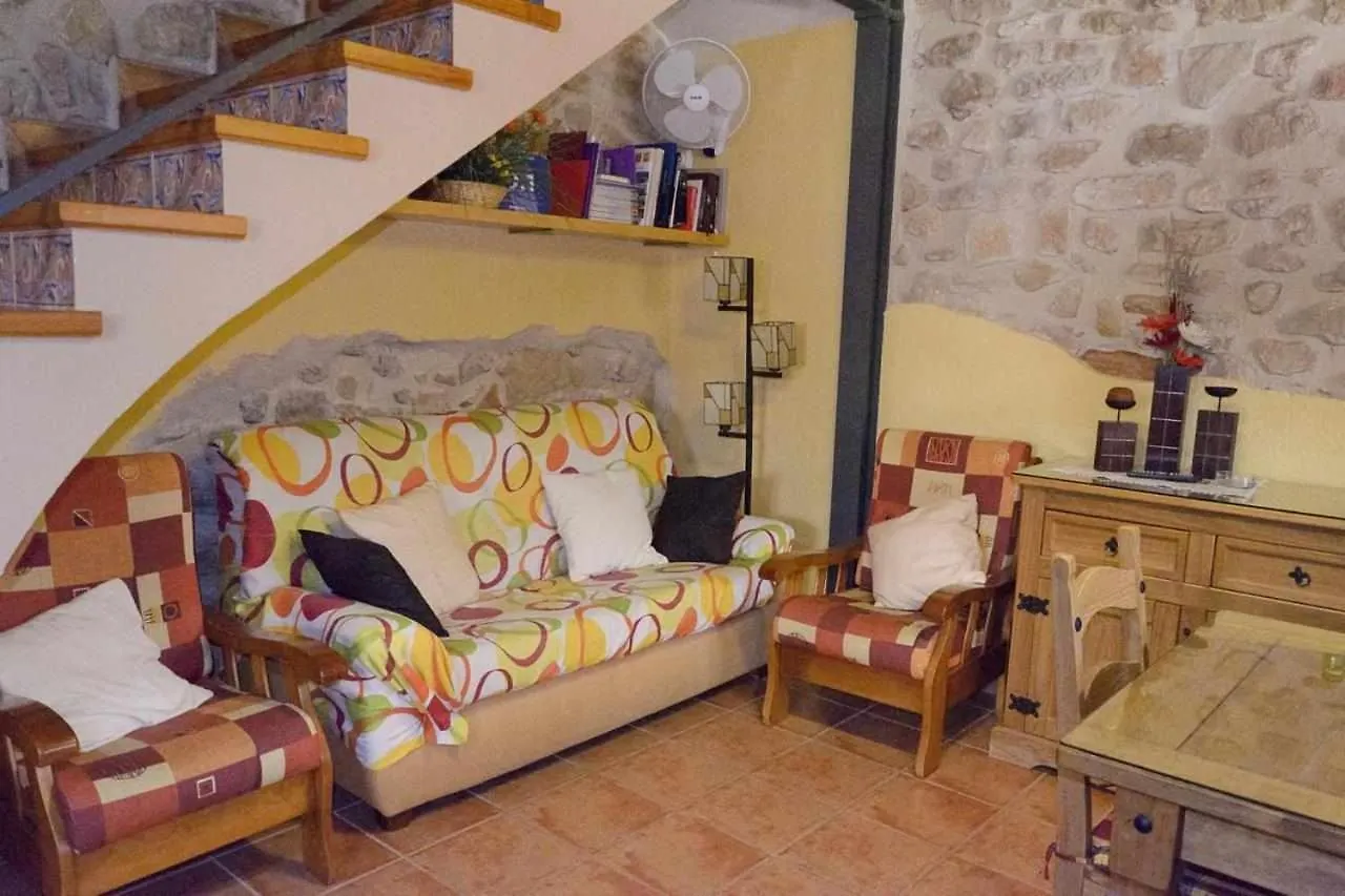 Kır Evi Casa Rural Ca Lazaro Bot