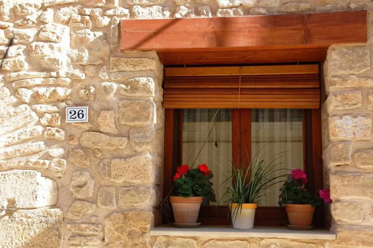 Casa Rural Ca Lazaro Bot Kır Evi